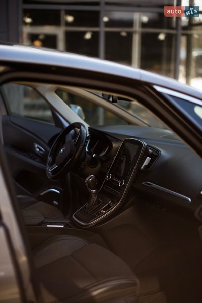 Минивэн Renault Scenic 2017 в Золочеве