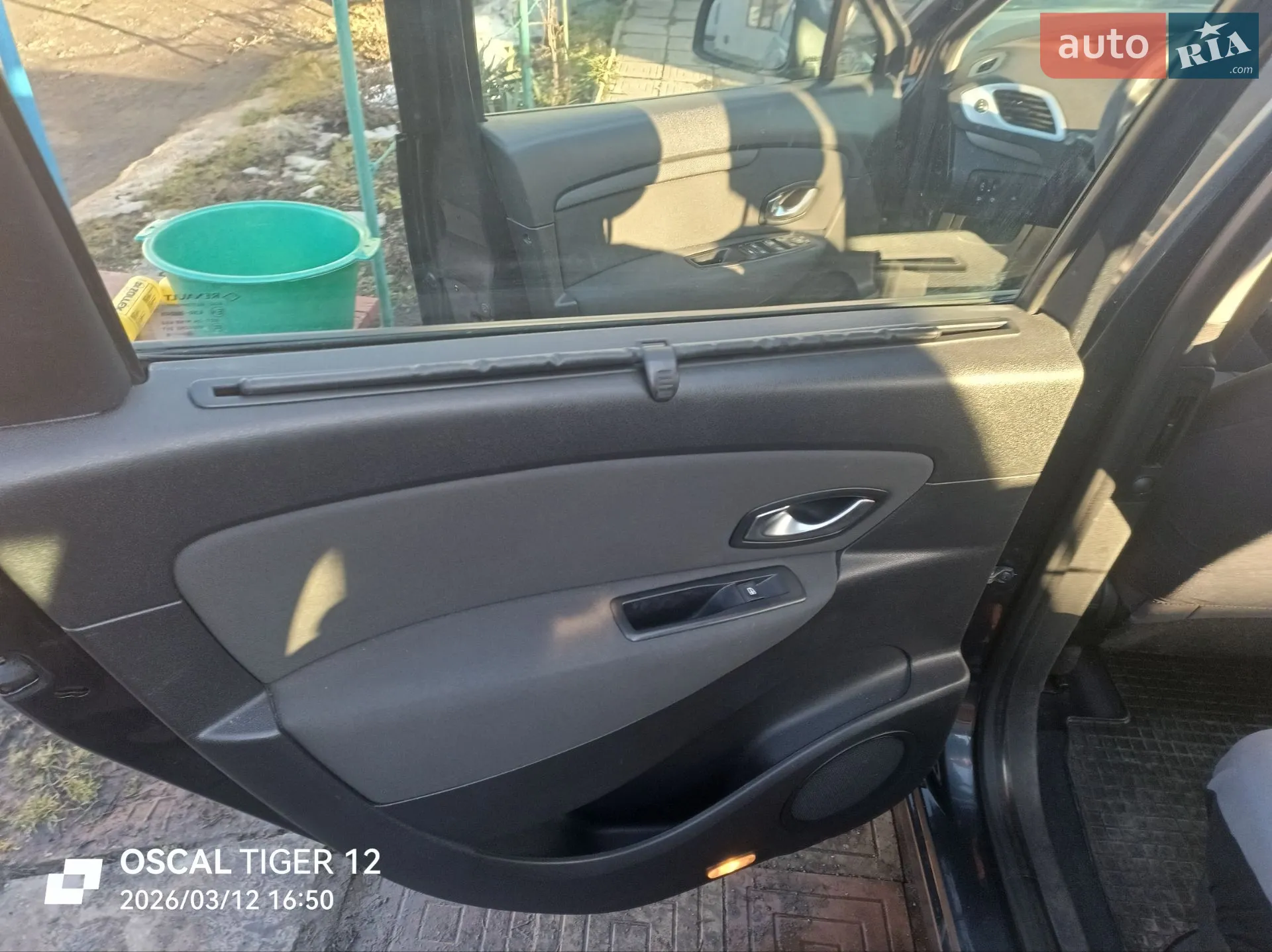 2010 Renault Scenic - мініатюра 14