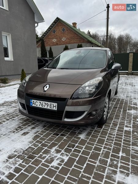 Минивэн Renault Scenic 2010 в Луцке