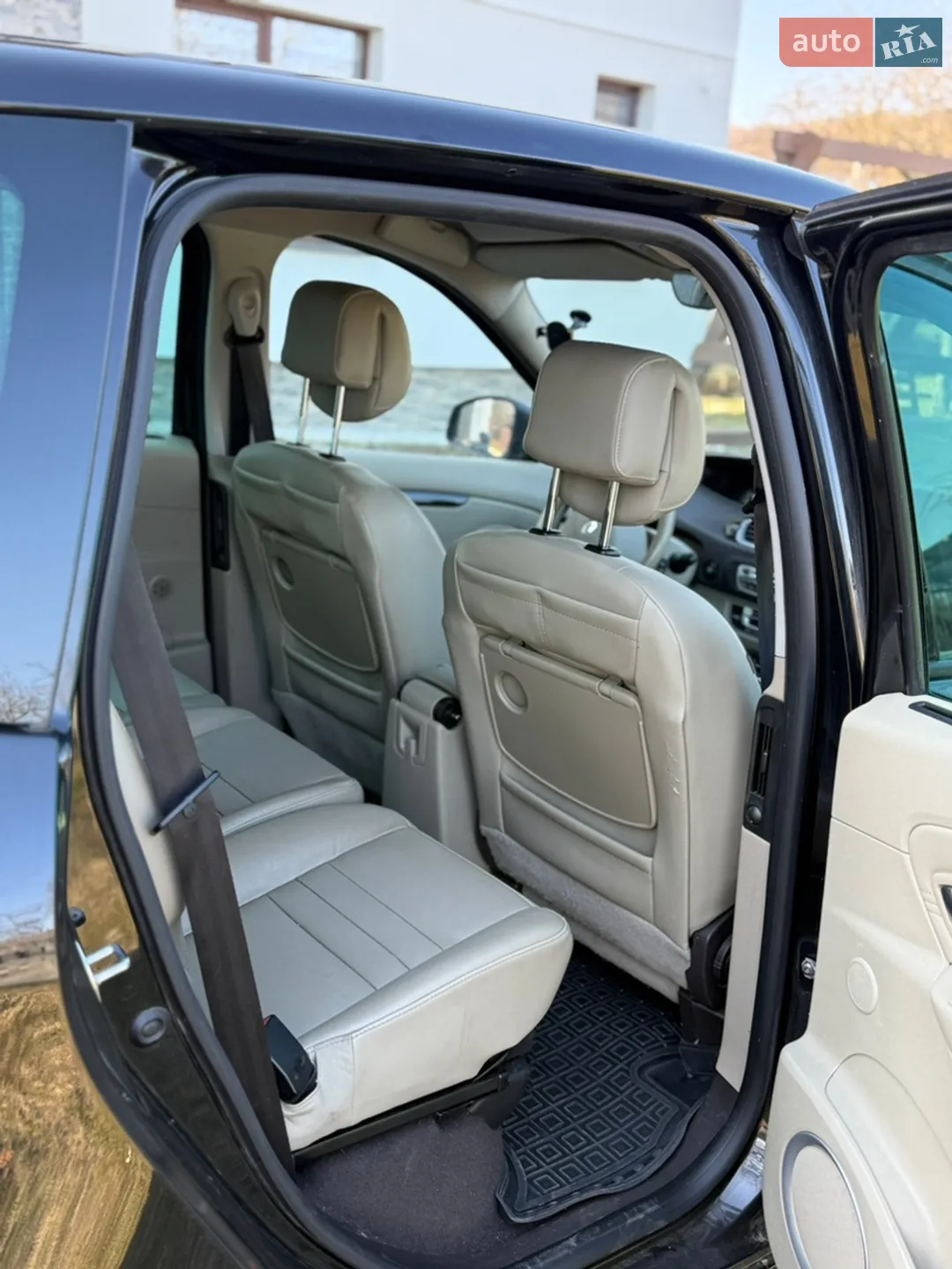 2011 Renault Scenic - мініатюра 8