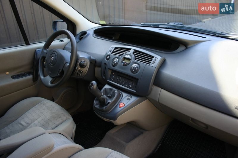 Мінівен Renault Scenic 2003 в Кропивницькому
