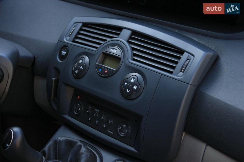 Мінівен Renault Scenic 2003 в Кропивницькому