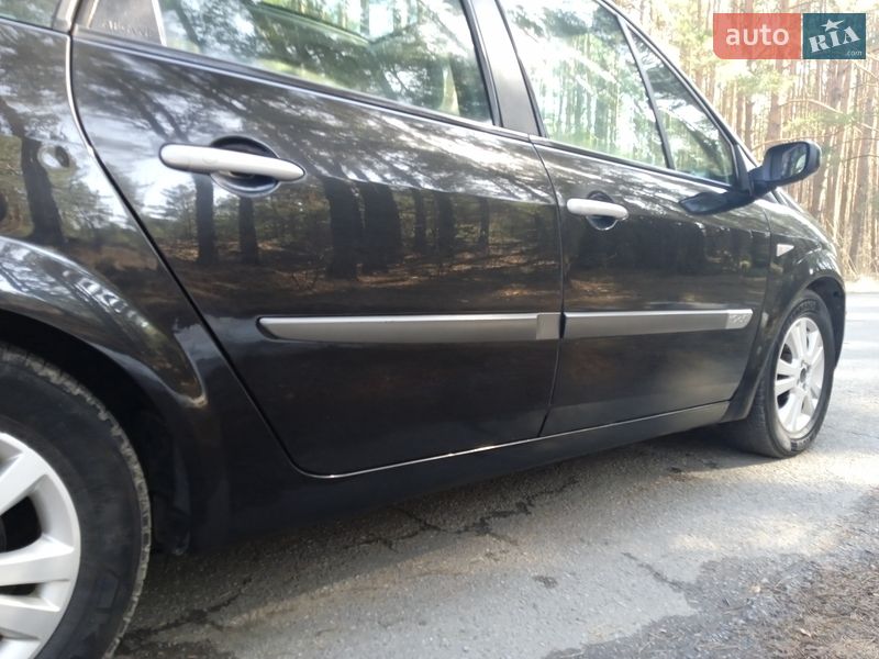 Минивэн Renault Scenic 2003 в Славуте