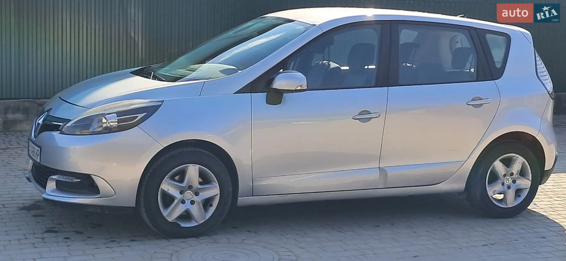 2014 Renault Scenic - мініатюра 2