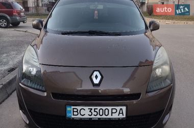 Мінівен Renault Scenic 2010 в Дрогобичі