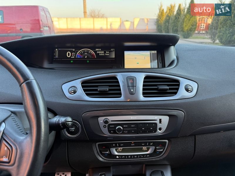 Минивэн Renault Scenic 2014 в Стрые