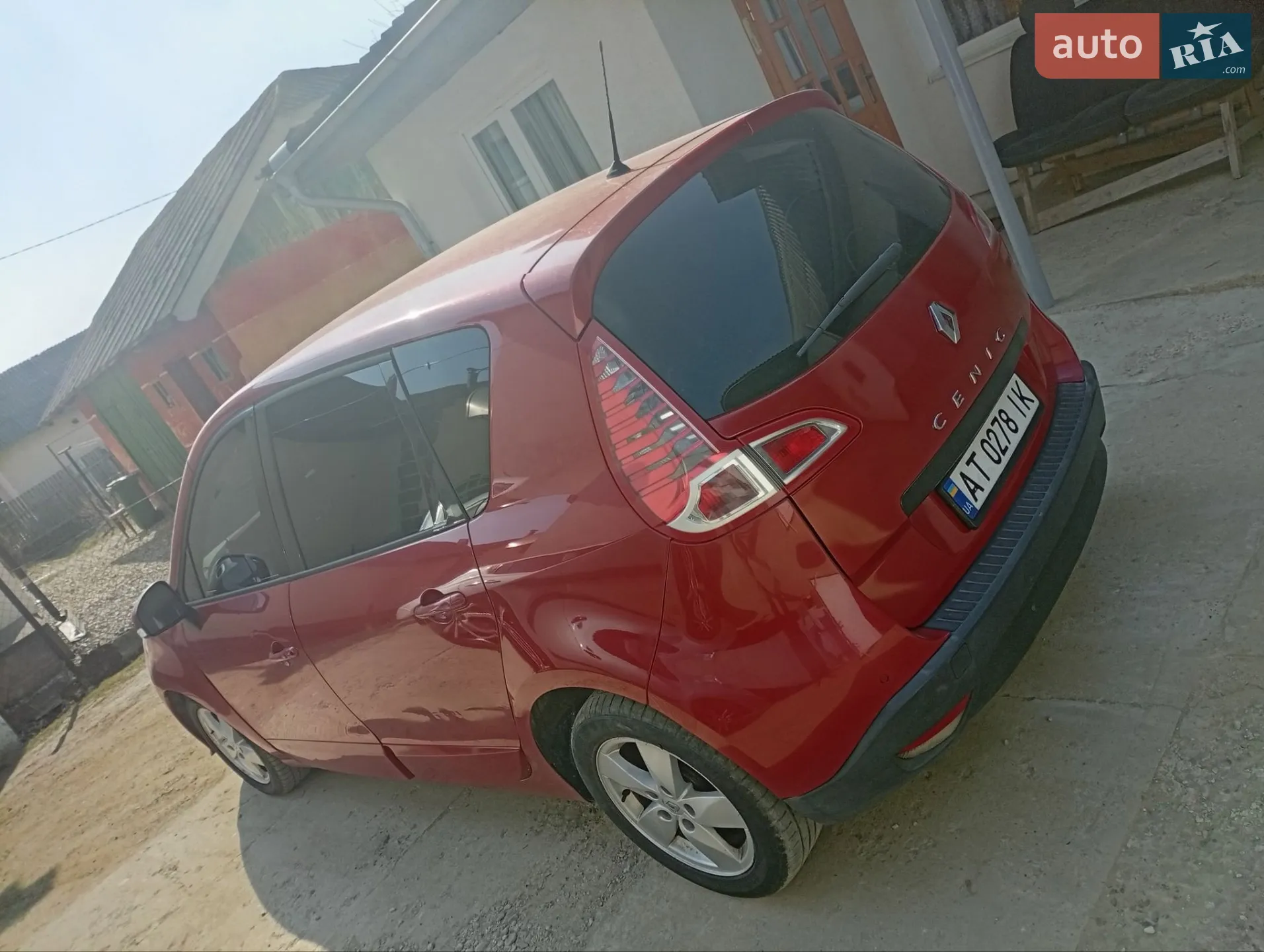 2010 Renault Scenic - мініатюра 3