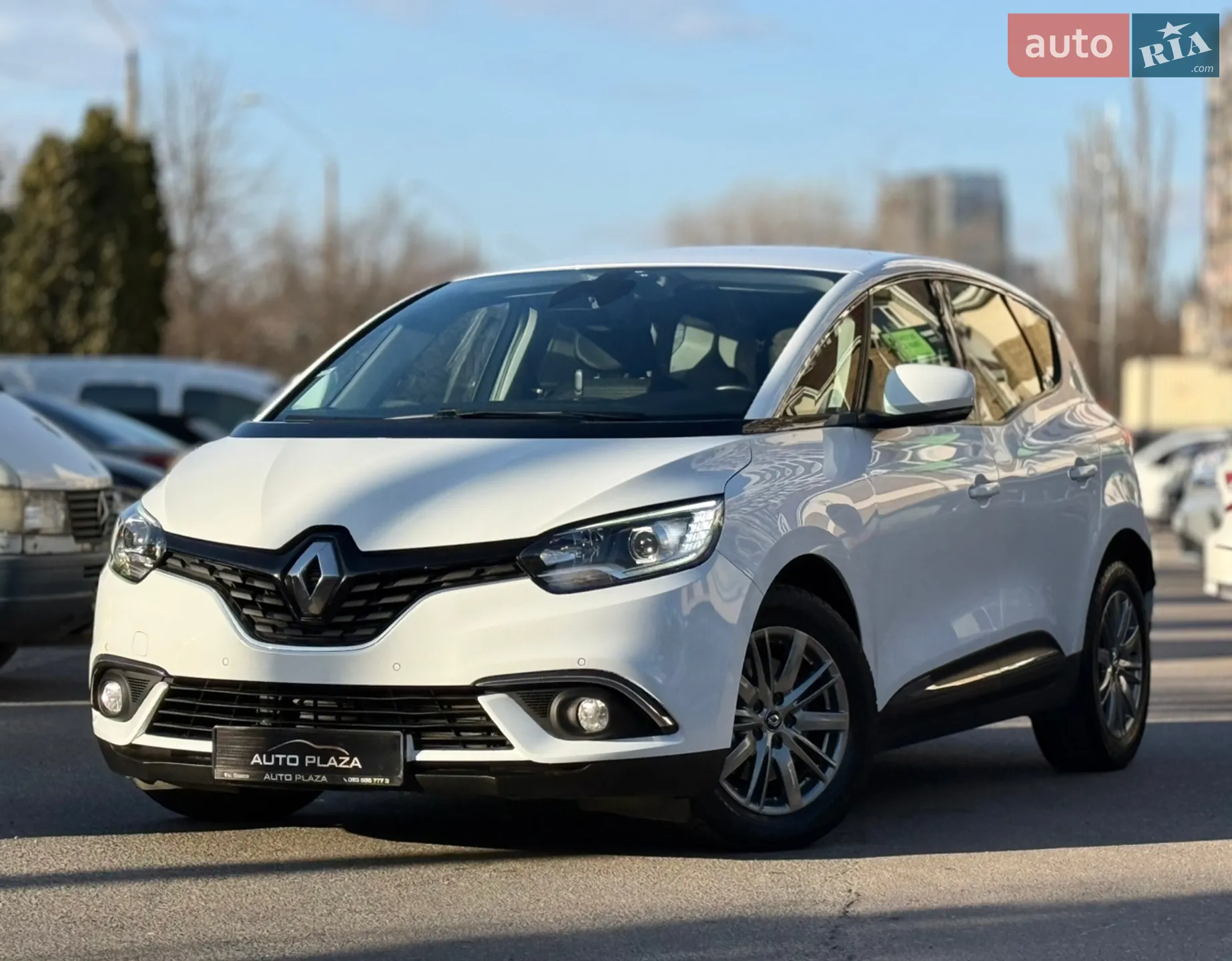 2016 Renault Scenic - фото 1