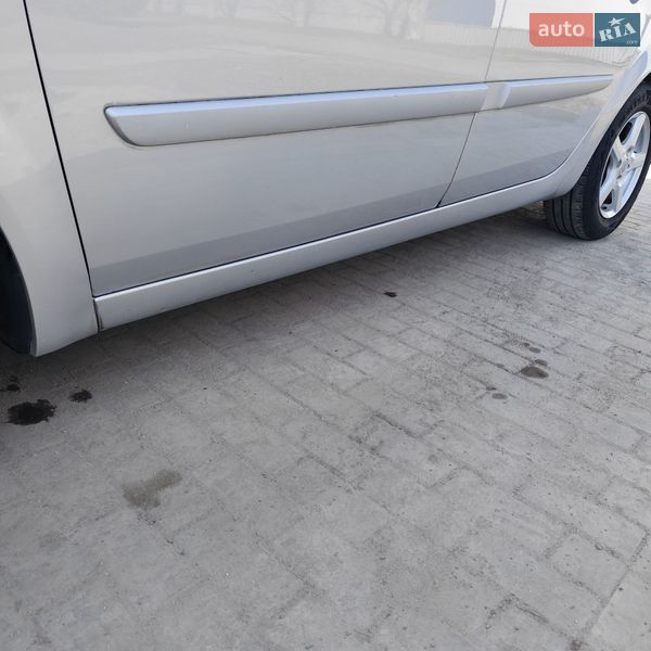 Минивэн Renault Scenic 2007 в Белой Церкви