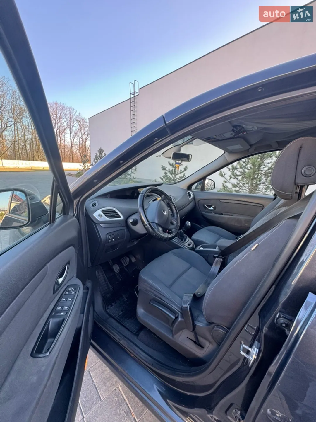 2010 Renault Scenic - мініатюра 5