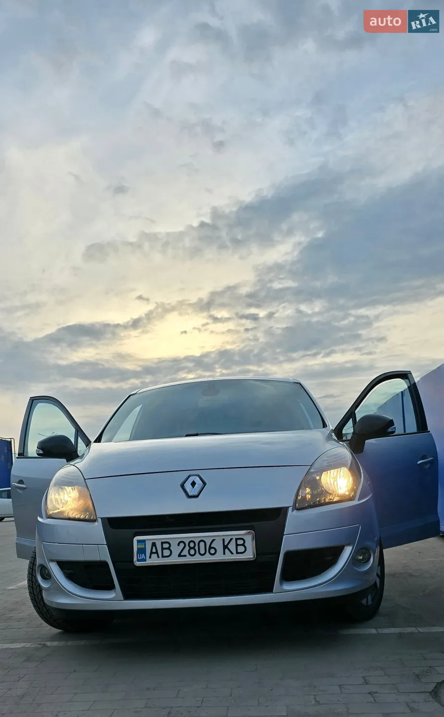 2011 Renault Scenic - мініатюра 29