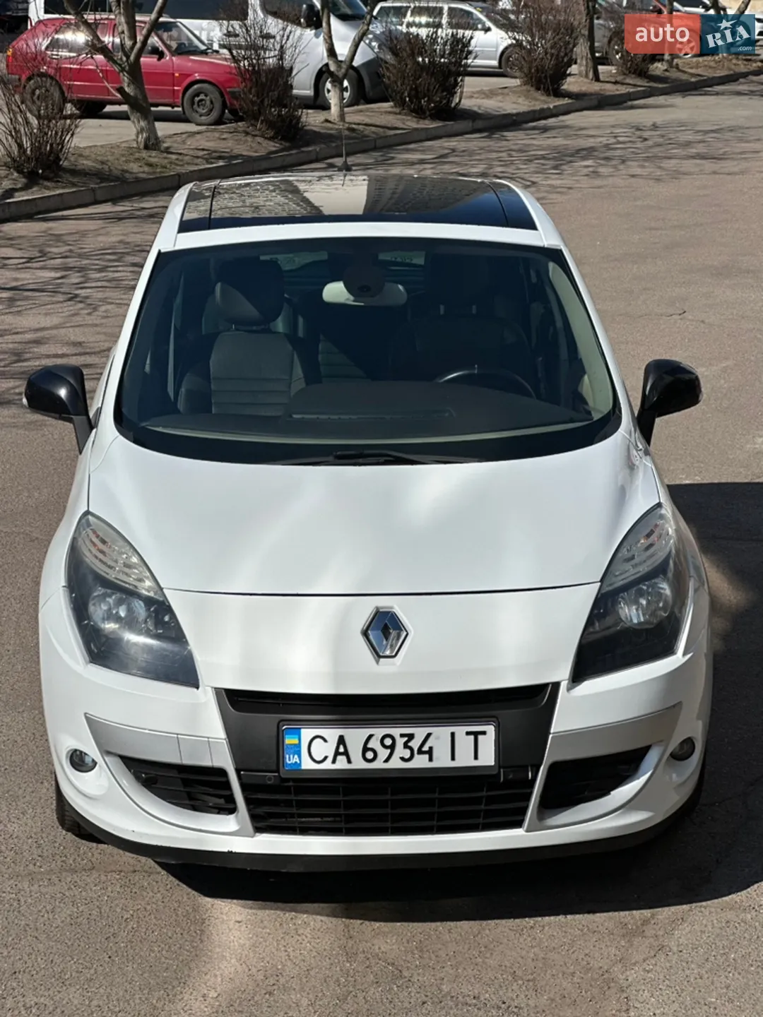 2011 Renault Scenic - мініатюра 2