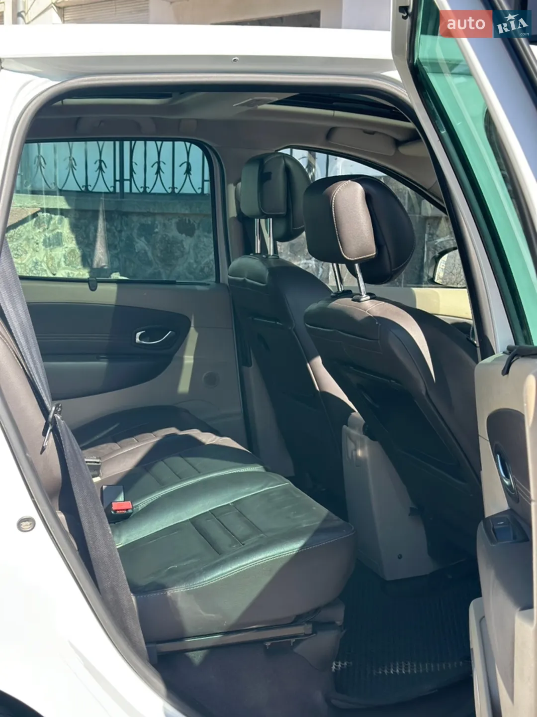 2011 Renault Scenic - мініатюра 18