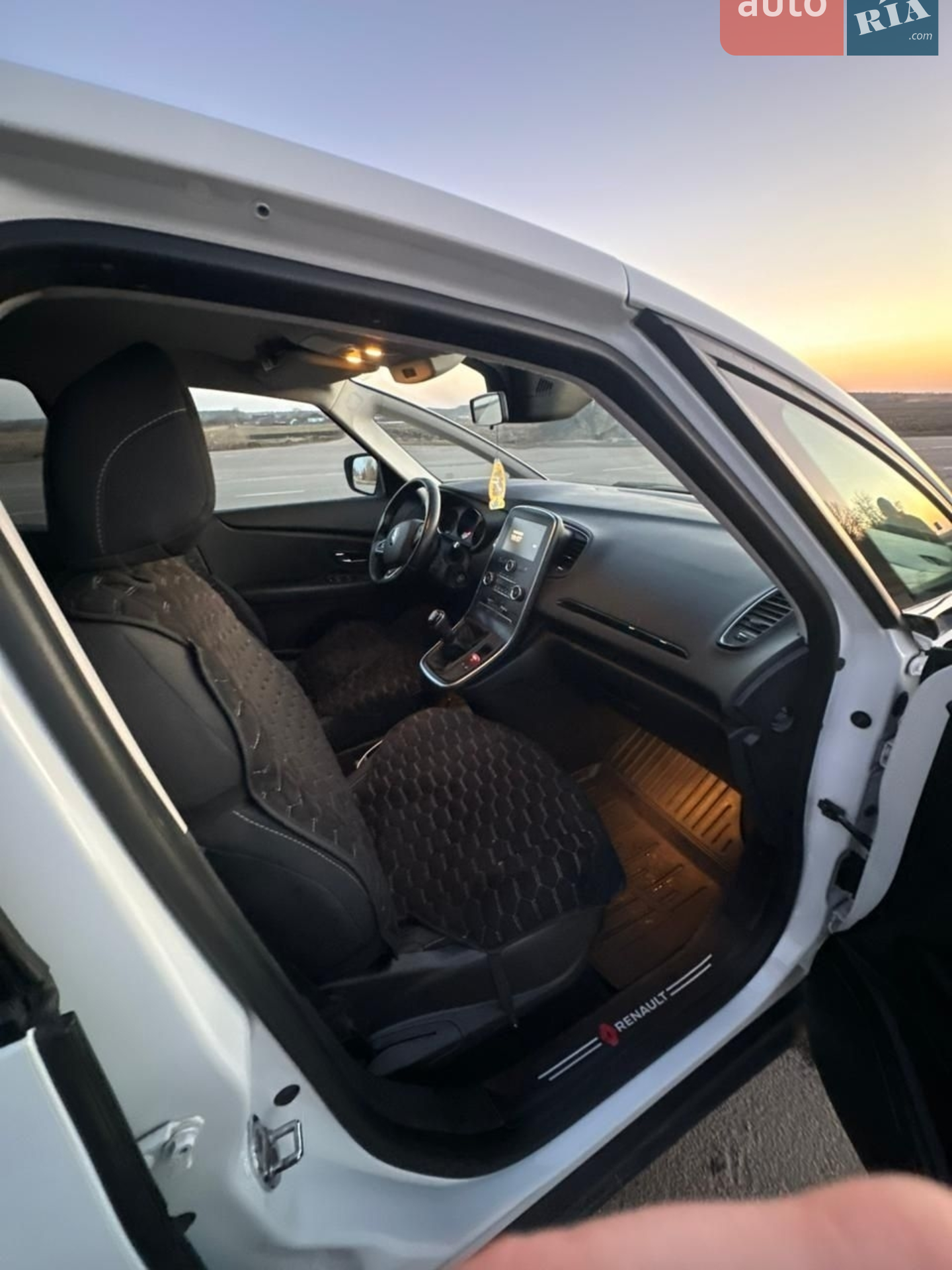2018 Renault Scenic - мініатюра 9