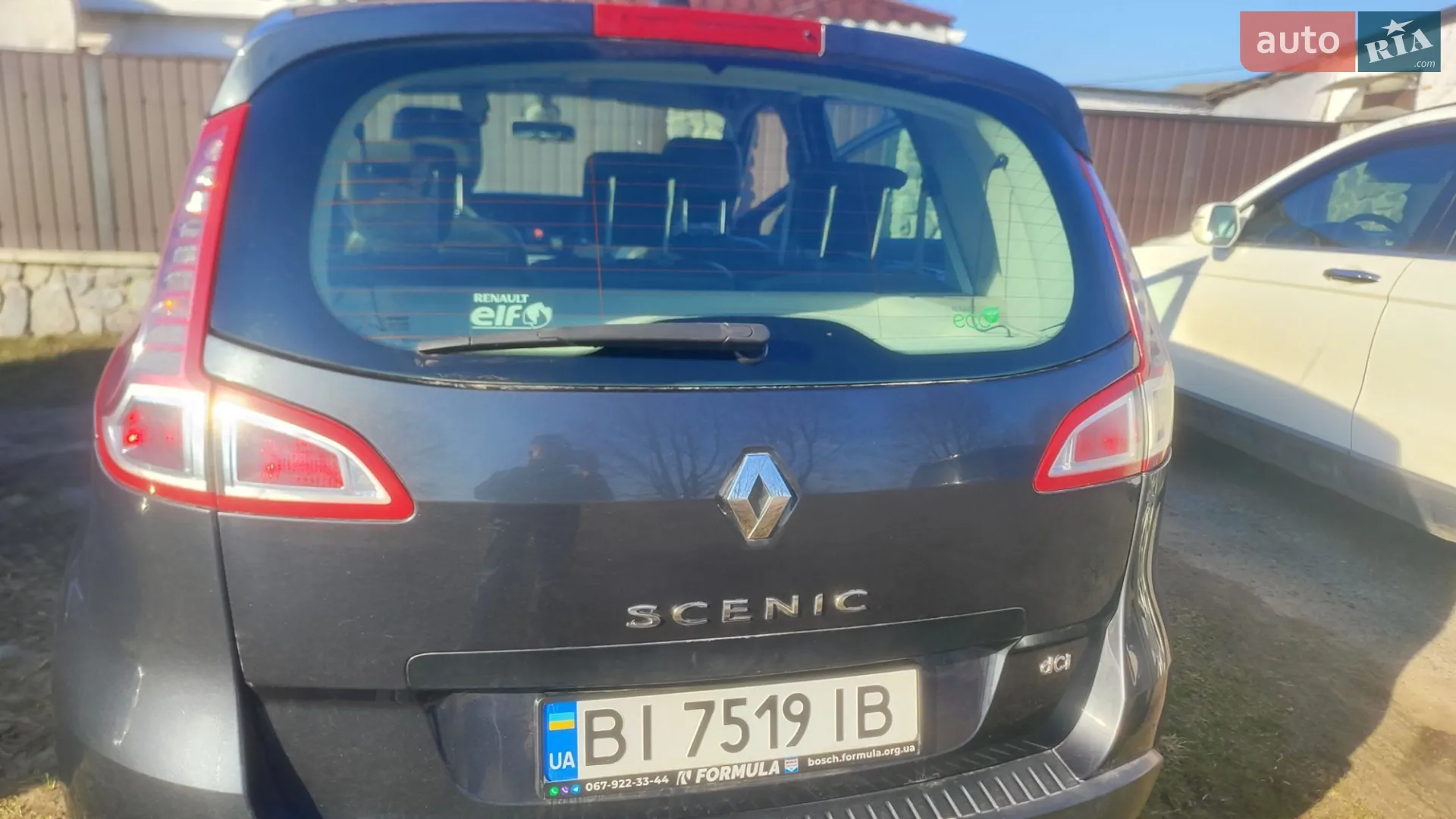 2010 Renault Scenic - мініатюра 16