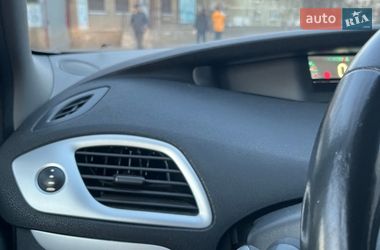 Минивэн Renault Scenic 2010 в Кременчуге