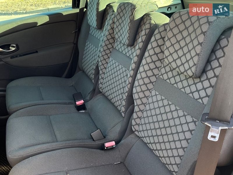 Минивэн Renault Scenic 2010 в Кременчуге
