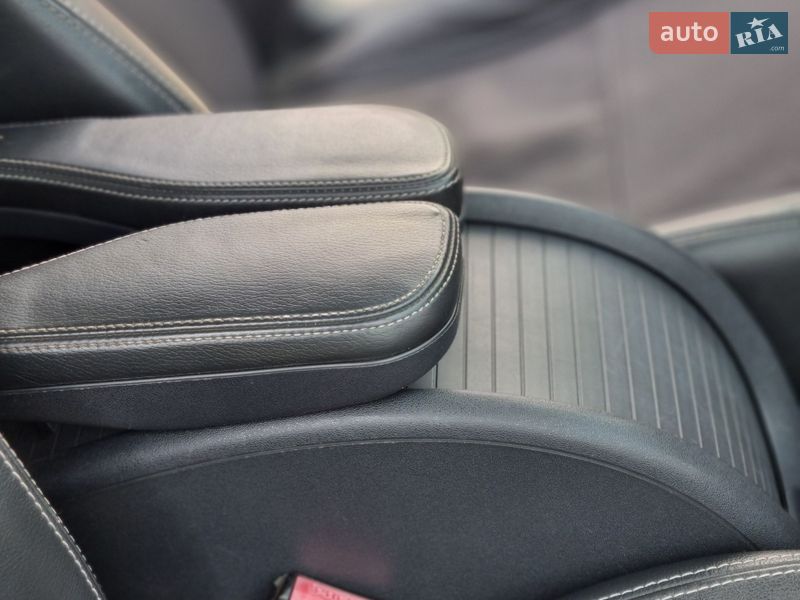 Минивэн Renault Scenic 2005 в Полтаве