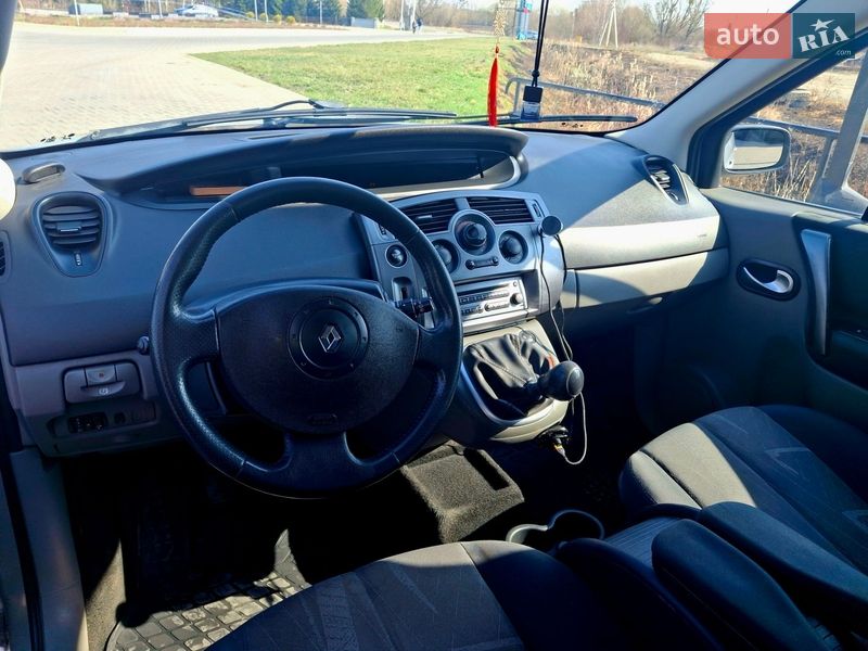 Мінівен Renault Scenic 2005 в Шептицькому