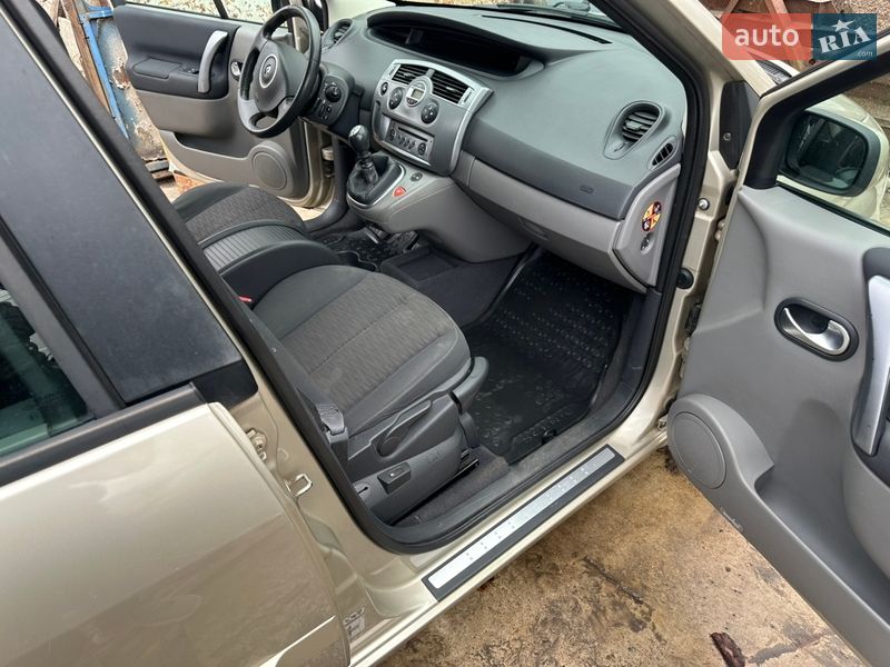 Минивэн Renault Scenic 2007 в Полтаве