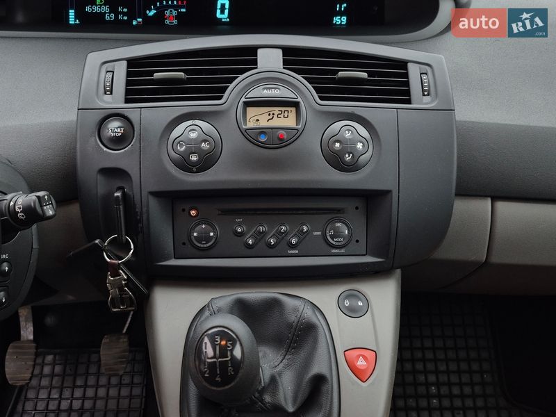 Минивэн Renault Scenic 2006 в Полтаве