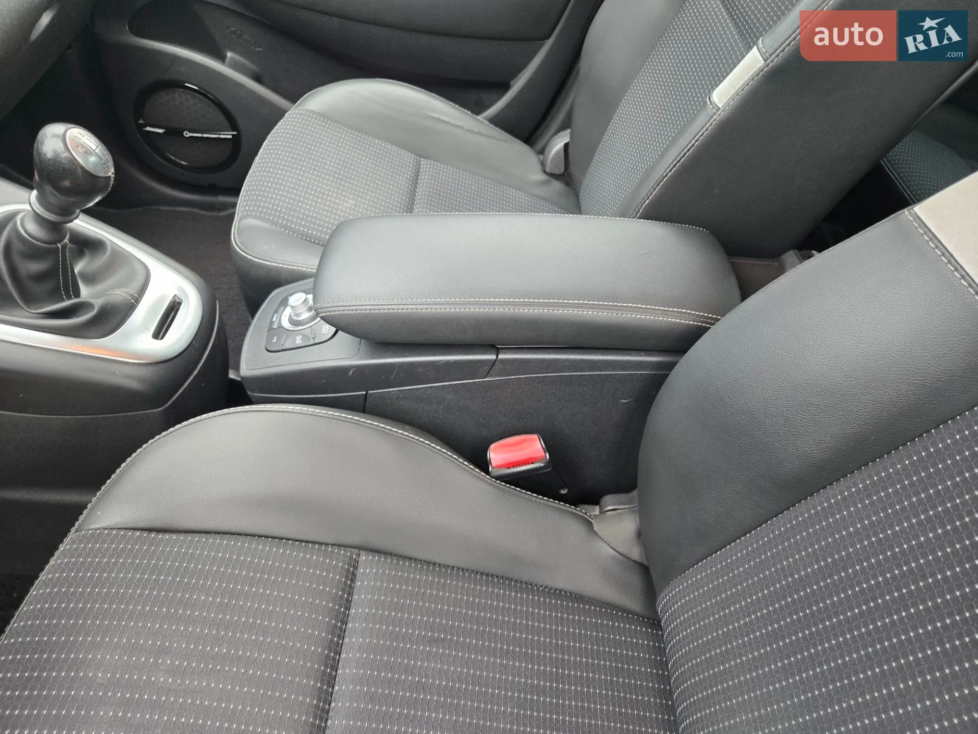 2013 Renault Scenic - мініатюра 21