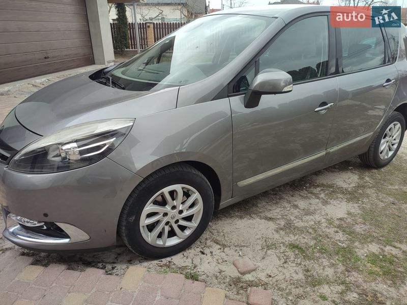 Минивэн Renault Scenic 2015 в Львове