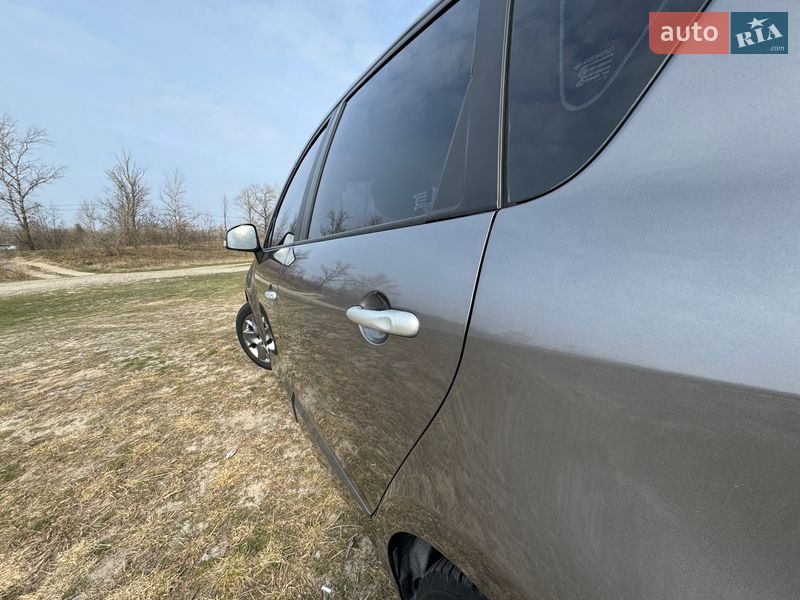 Минивэн Renault Scenic 2011 в Киеве фото 41 Минивэн Renault Scenic 2011 в Киеве