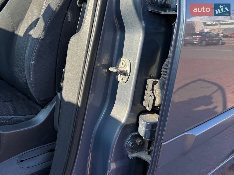 Мінівен Renault Scenic 2007 в Києві