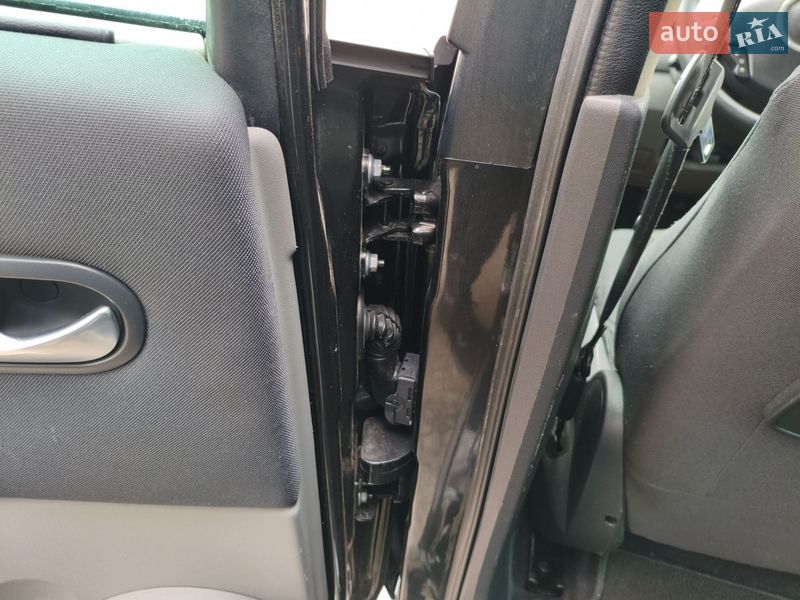 Минивэн Renault Scenic 2007 в Чернигове