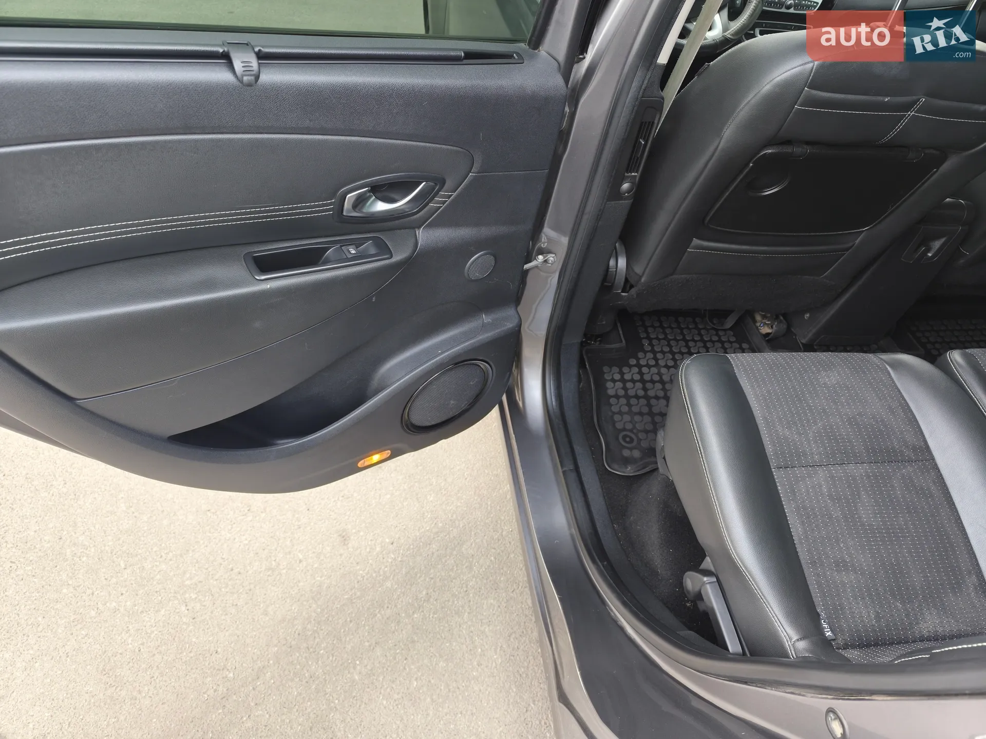 2011 Renault Scenic - мініатюра 9