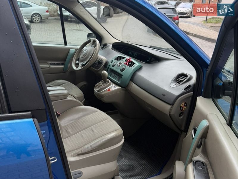 Мінівен Renault Scenic 2004 в Хмельницькому фото 16 Мінівен Renault Scenic 2004 в Хмельницькому