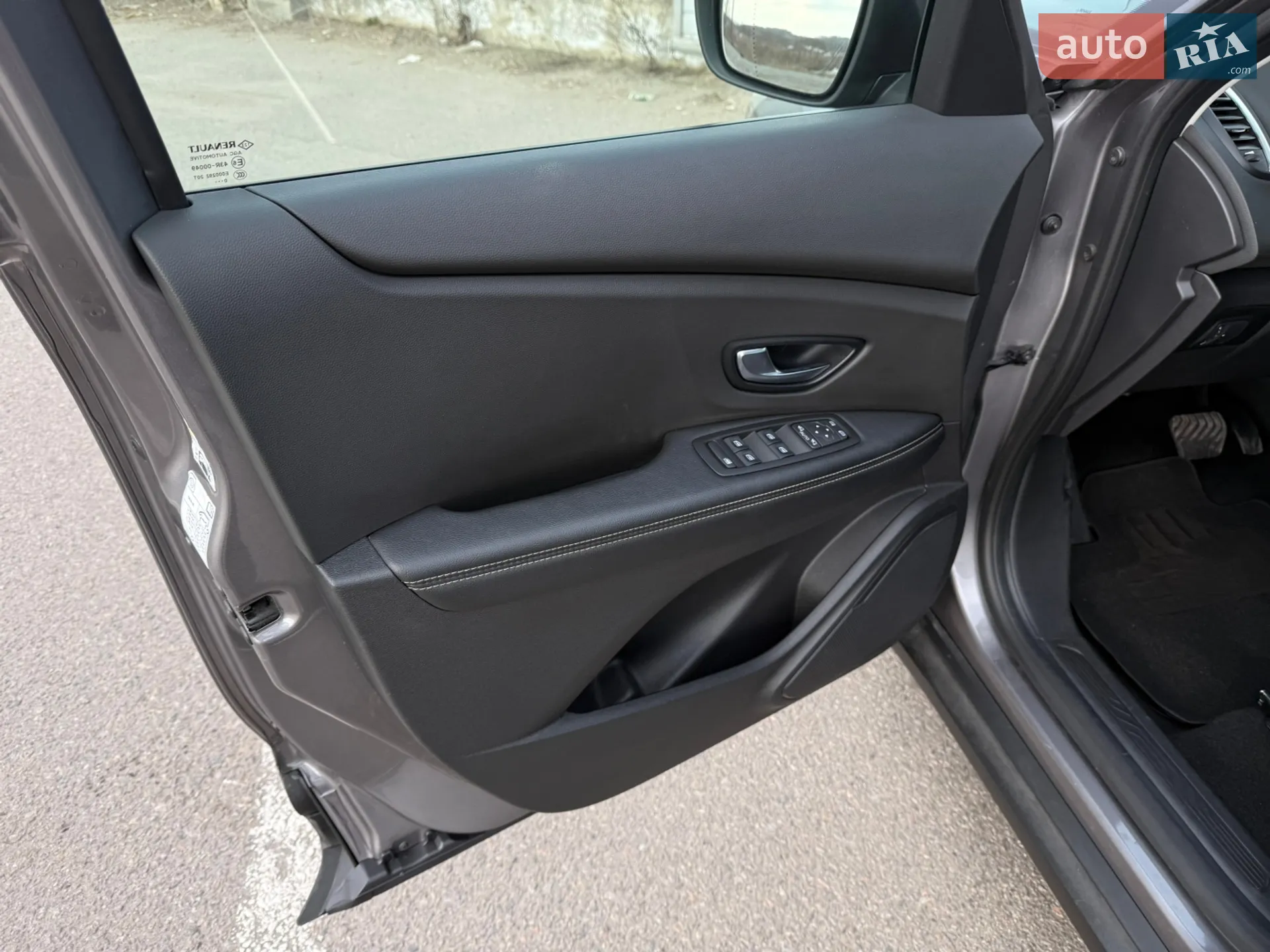 2021 Renault Scenic - мініатюра 19