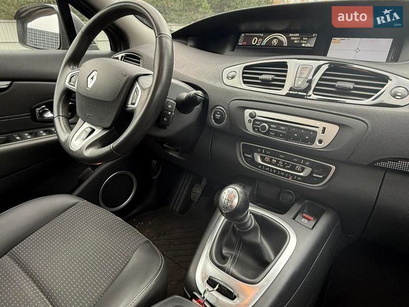 Минивэн Renault Scenic 2012 в Луцке