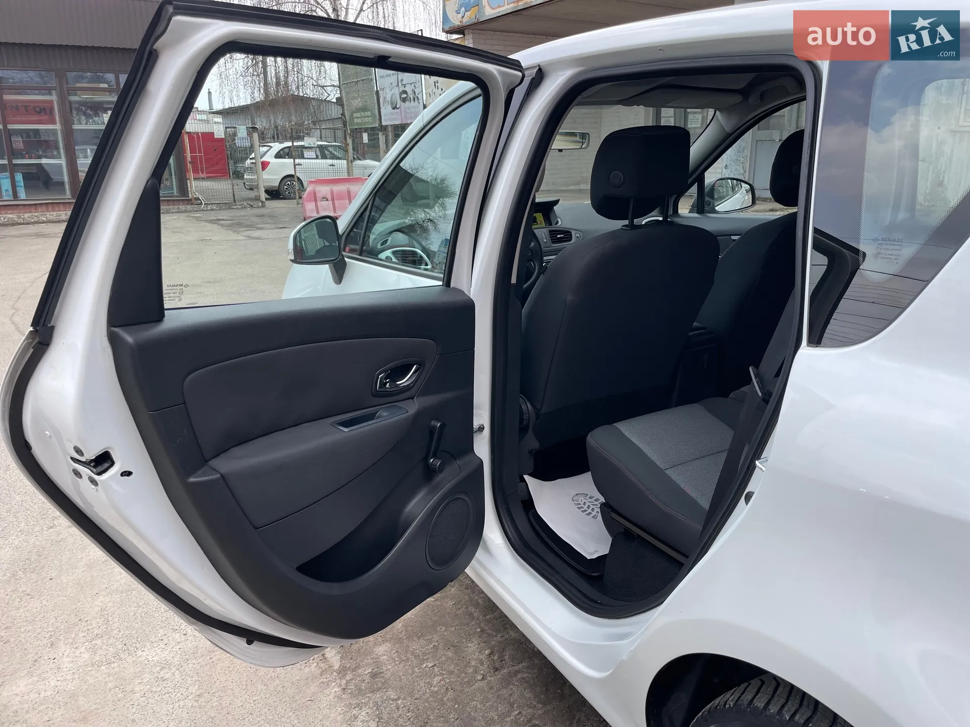2014 Renault Scenic - мініатюра 24