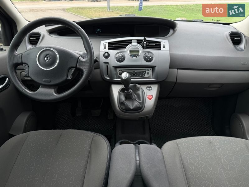 Мінівен Renault Scenic 2008 в Ромнах