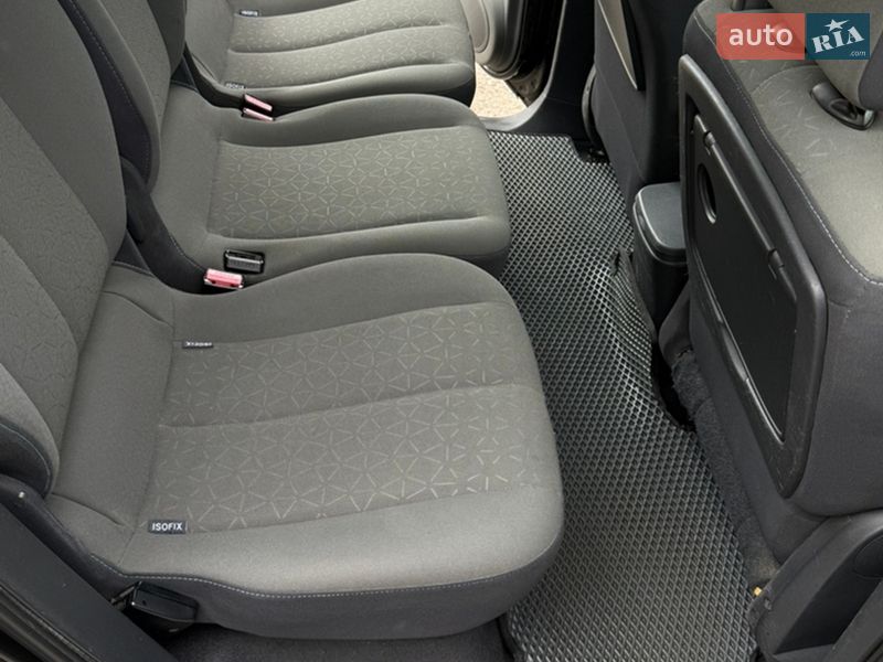 Мінівен Renault Scenic 2008 в Ромнах