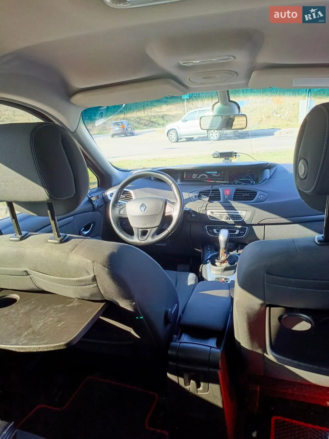2010 Renault Scenic - мініатюра 21