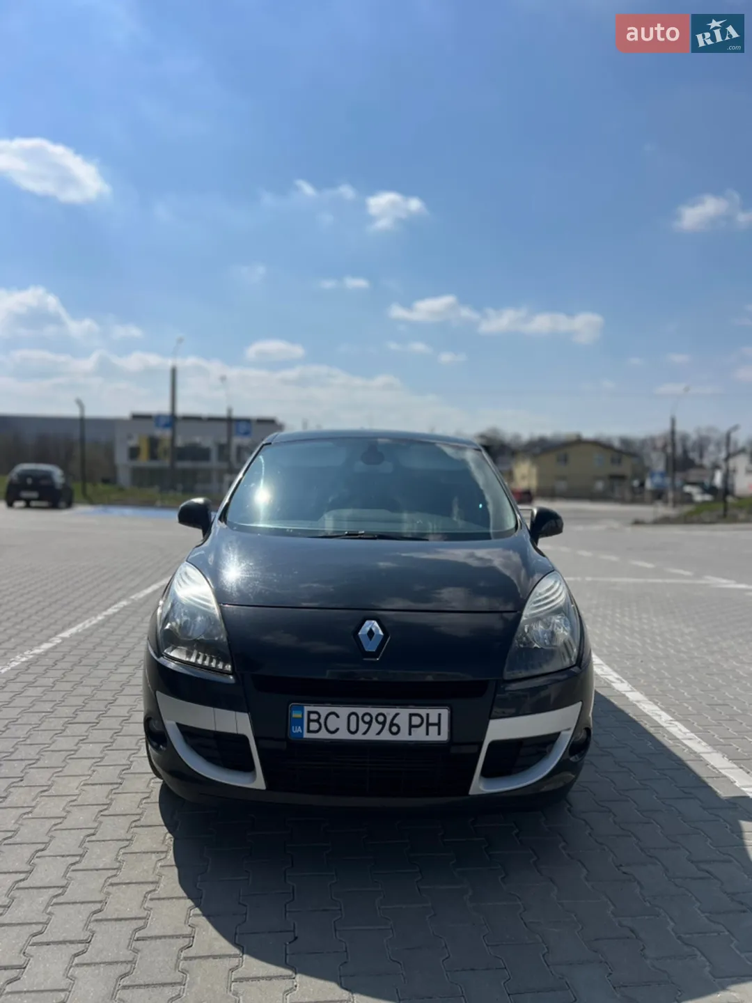 2010 Renault Scenic - мініатюра 2