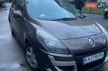 Минивэн Renault Scenic 2011 в Киеве