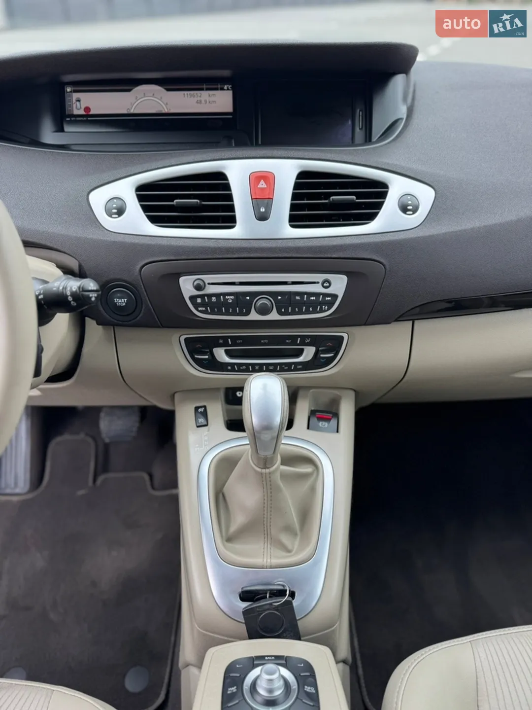 2010 Renault Scenic - мініатюра 32