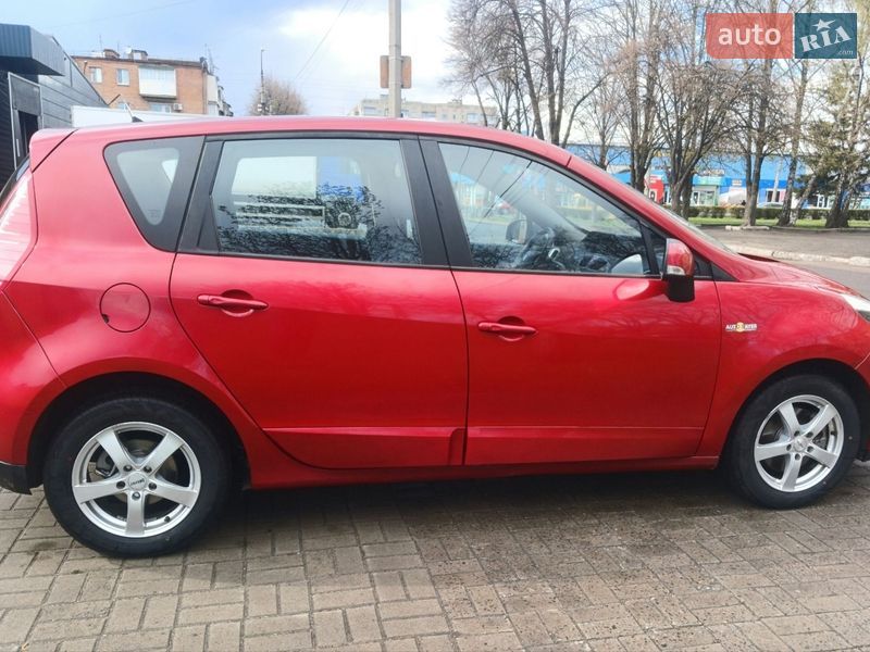 Минивэн Renault Scenic 2011 в Черкассах фото 7 Минивэн Renault Scenic 2011 в Черкассах
