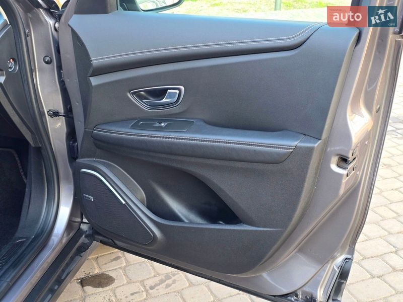 Минивэн Renault Scenic 2018 в Першотравенске фото 28 Минивэн Renault Scenic 2018 в Першотравенске