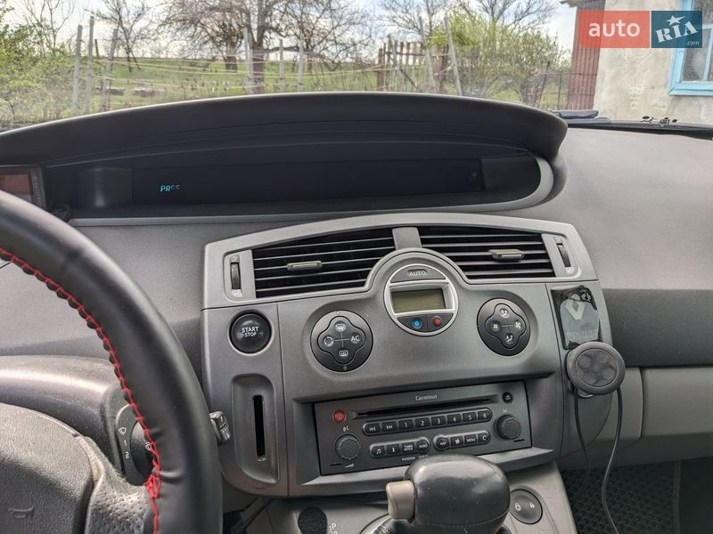 Мінівен Renault Scenic 2004 в Запоріжжі