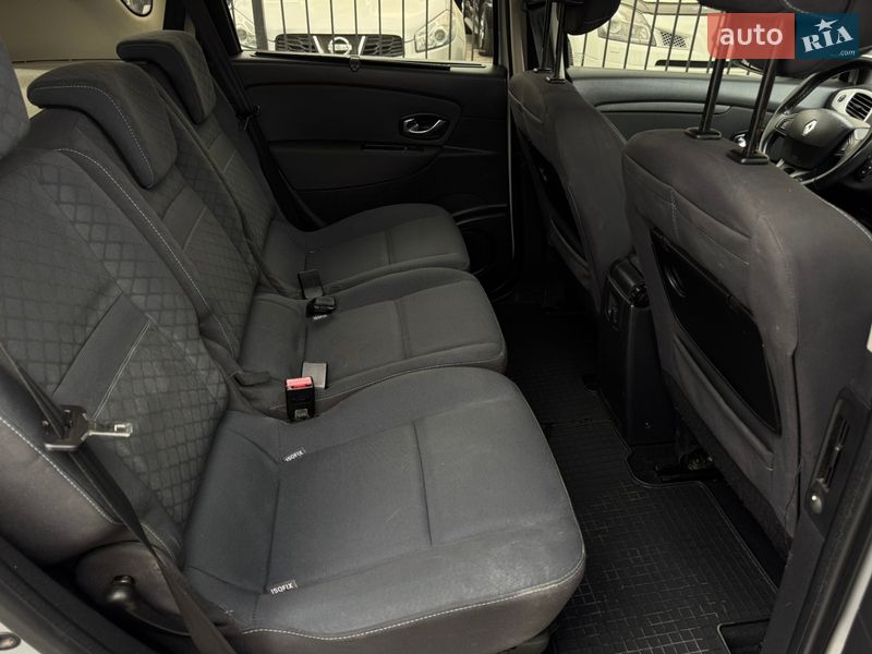 Минивэн Renault Scenic 2010 в Николаеве