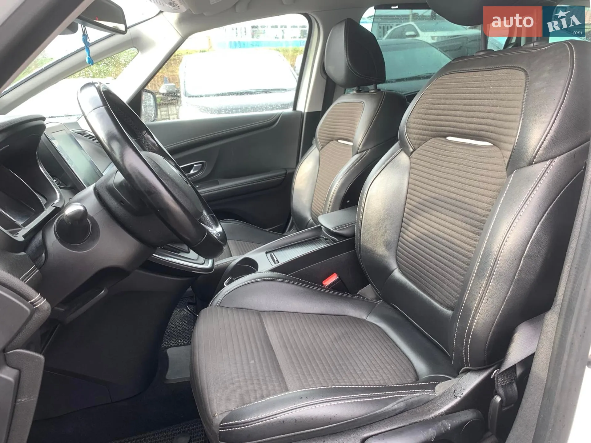 2017 Renault Scenic - мініатюра 16