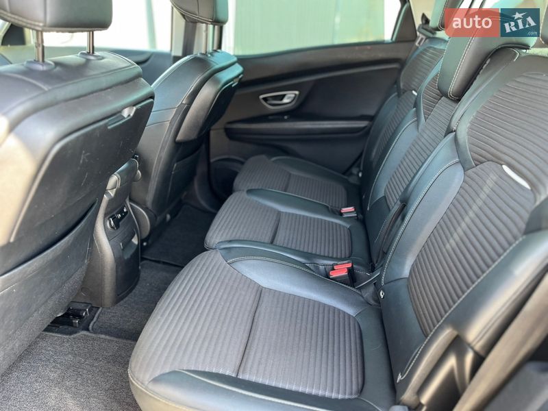Мінівен Renault Scenic 2017 в Ірпені фото 11 Мінівен Renault Scenic 2017 в Ірпені