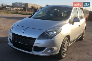 Мінівен Renault Scenic 2010 в Луцьку