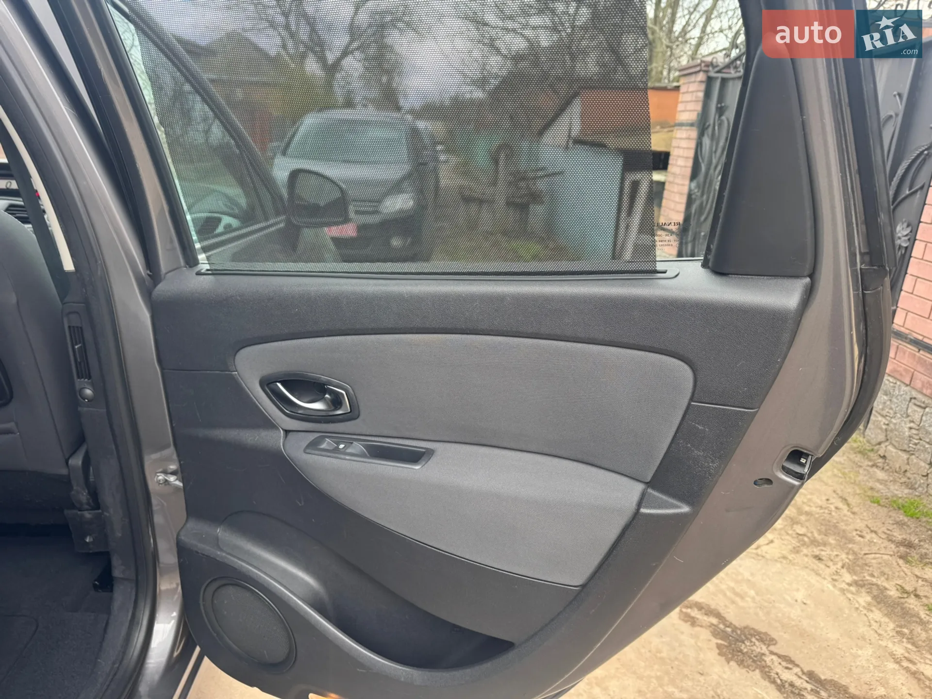 2010 Renault Scenic - мініатюра 38