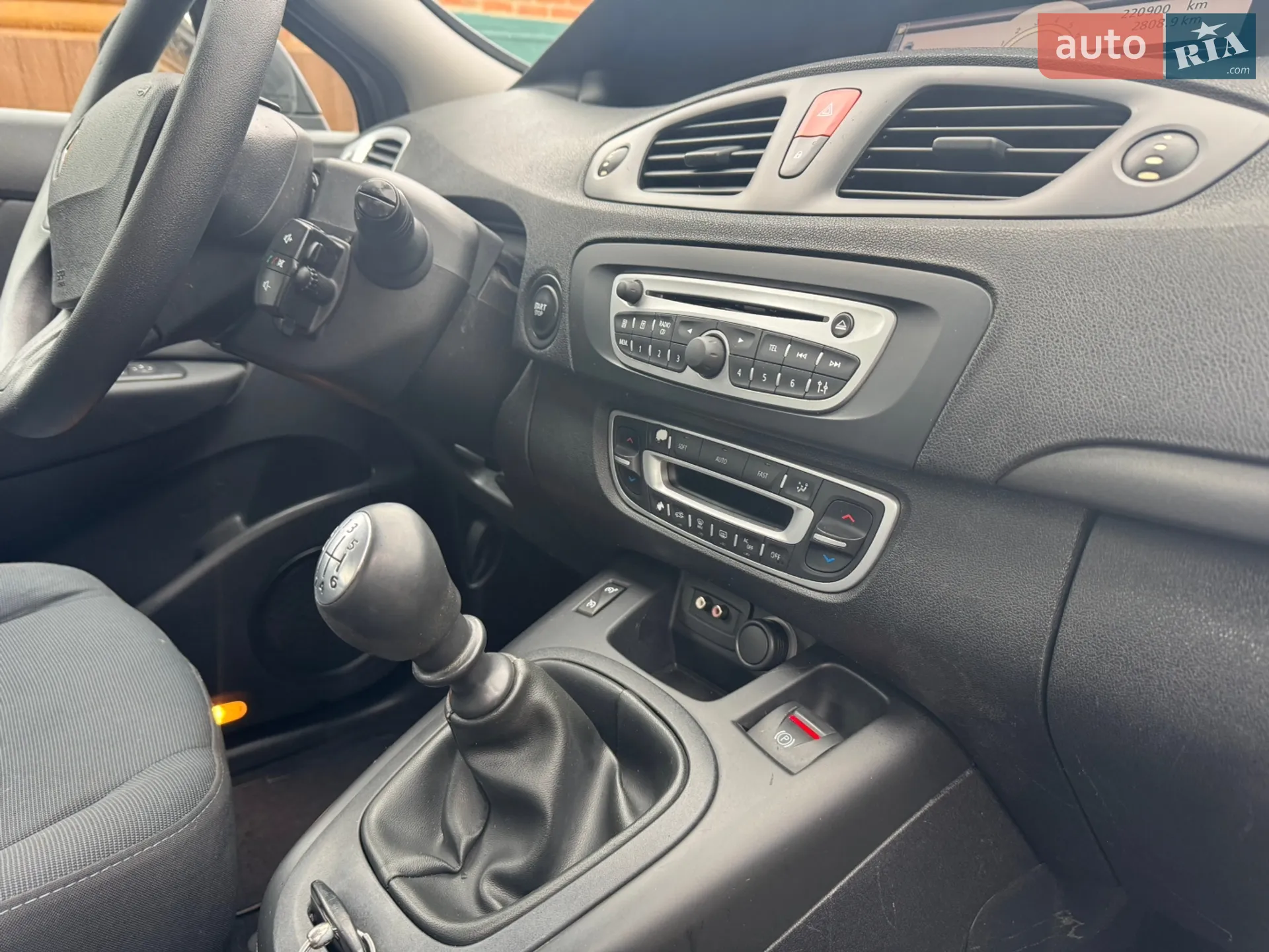 2010 Renault Scenic - мініатюра 43